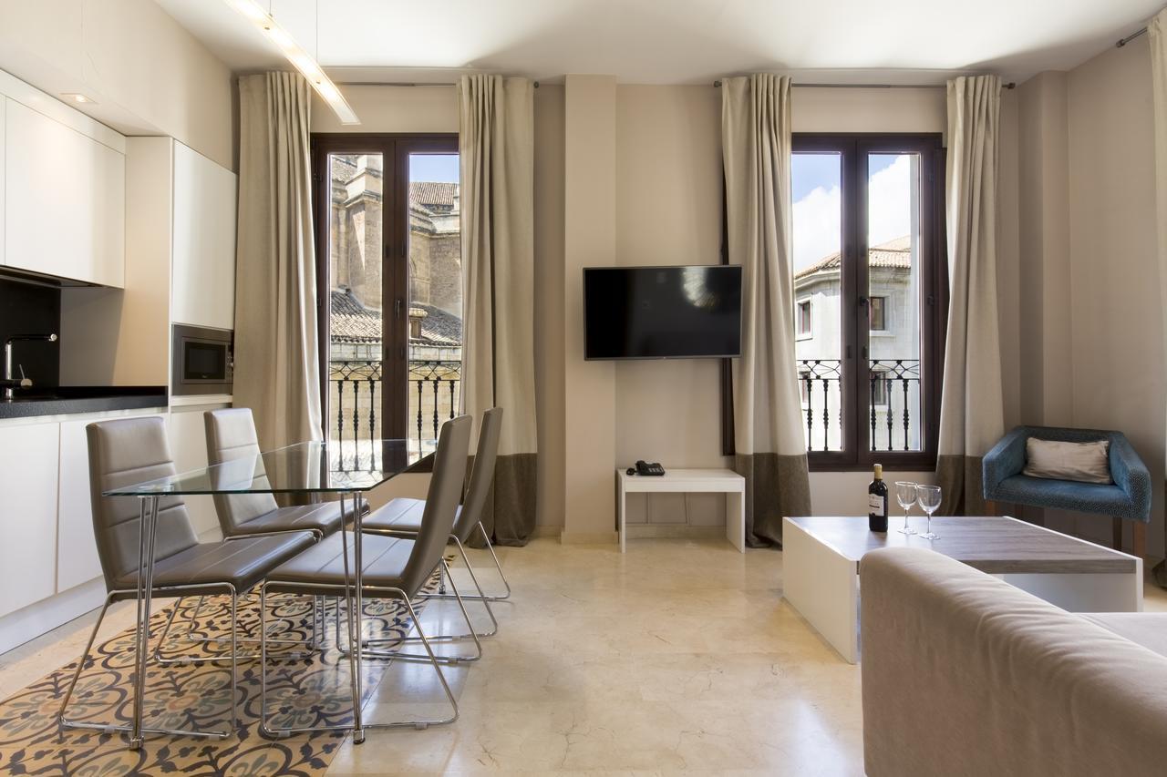 One-Bedroom Apartment,820612259:JPEG